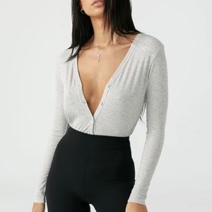 Cropped gray button down